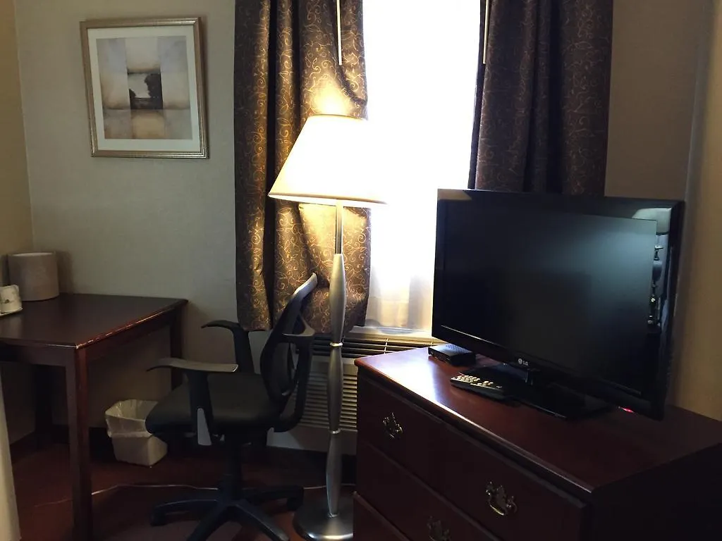 Hotel Howard Johnson By Wyndham Toronto Downtown West Canada