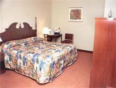 Howard Johnson By Wyndham Toronto Downtown West Canada