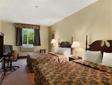 Howard Johnson By Wyndham Toronto Downtown West 0*,  Canada